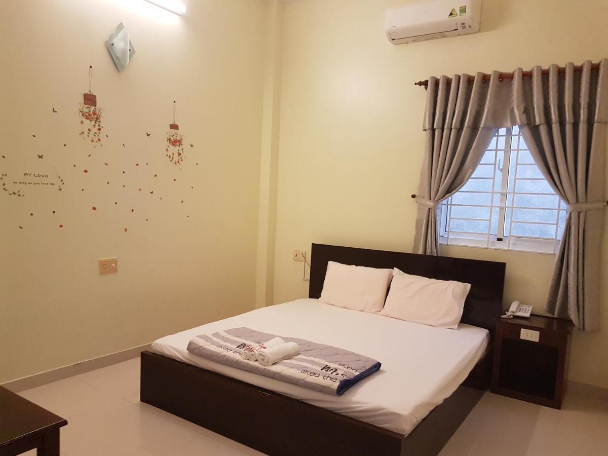 Hostel Dang Loi ホステルダンロイ Chau Doc Exteriör bild